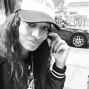 Meet your Posher, Suzzane