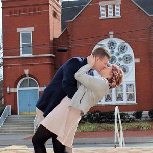 Meet your Posher, Tom