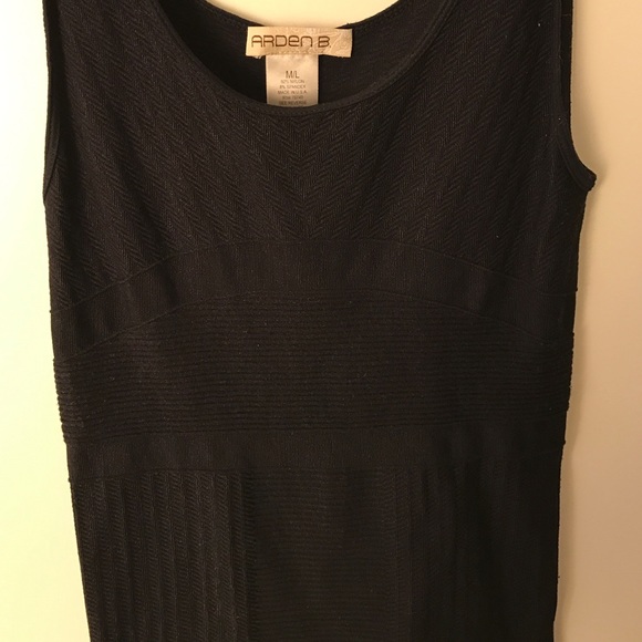 Arden B Bodycon Dress - Picture 3 of 4