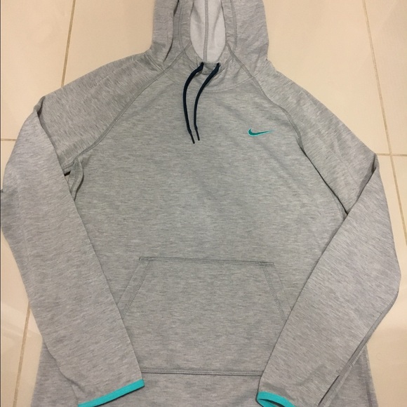 Nike hoodie - Picture 1 of 4