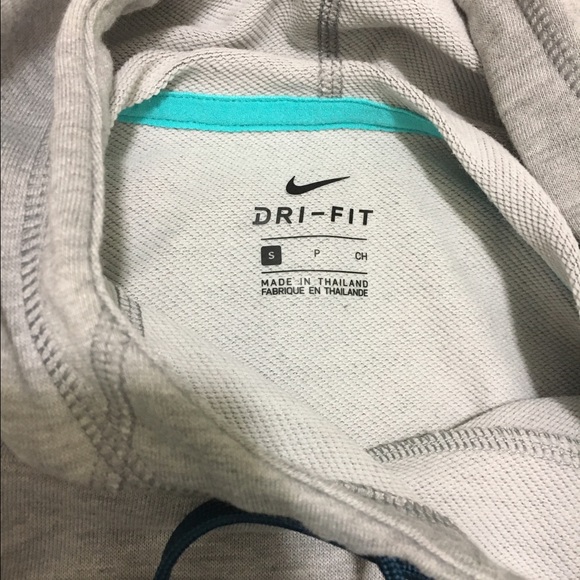 Nike hoodie - Picture 2 of 4