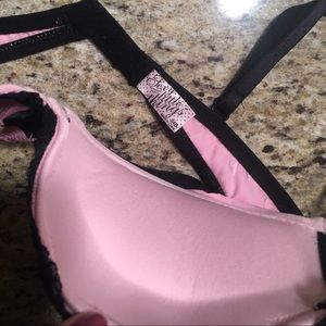Victoria's Secret Intimates & Sleepwear - Victorias Secret Bra Victoria's Secret Intimates & Sleepwear - Victorias Secret Bra