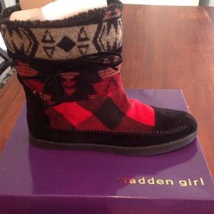 BNIB Madden Girl booties