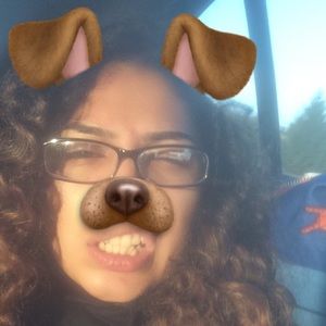 Meet your Posher, Cassy