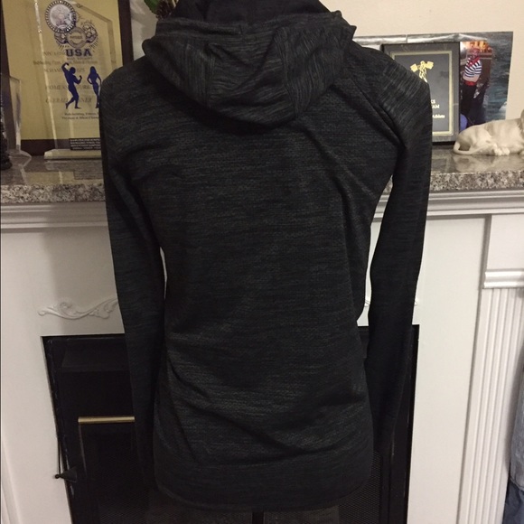 ❌💎SOLD💎❌Nike Dri Fit, zipUp - Picture 2 of 4