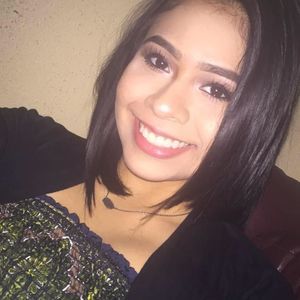 Meet your Posher, Lizziee