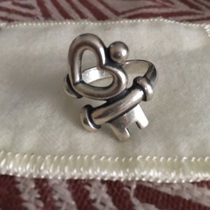 Key to my heart ring