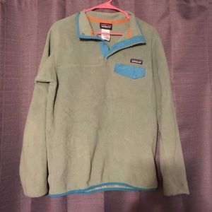 Women's M Patagonia Snap T