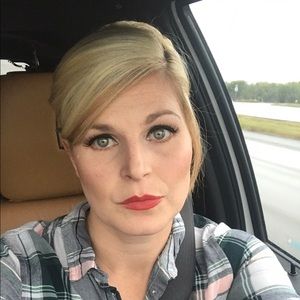 Meet your Posher, Lexi