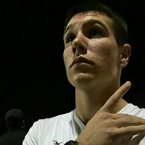 Meet your Posher, Tyler