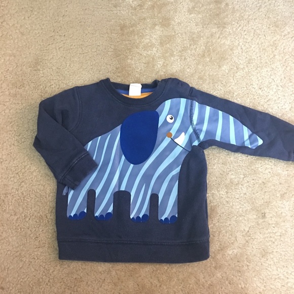 H&M sweater with elephant