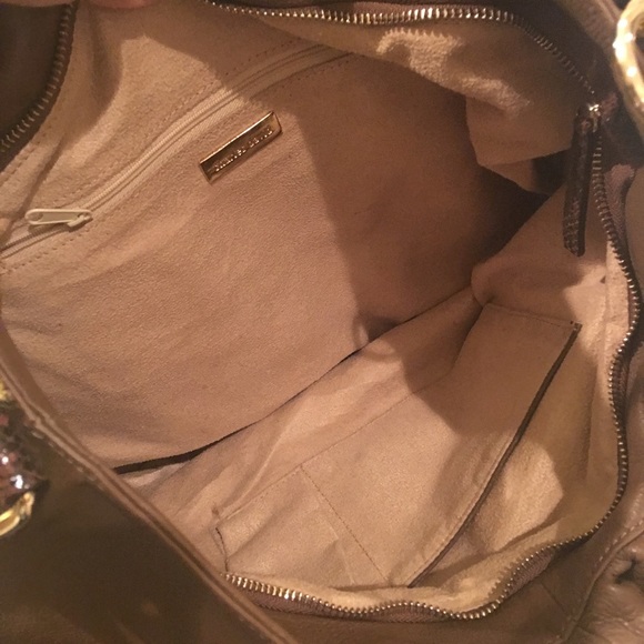 ❌SOLD❌ Charles David Leather Hobo Bag - Picture 3 of 4