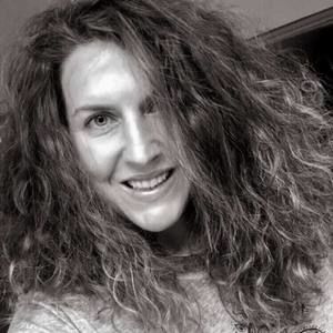 Meet your Posher, Joni