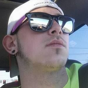 Meet your Posher, Dustin