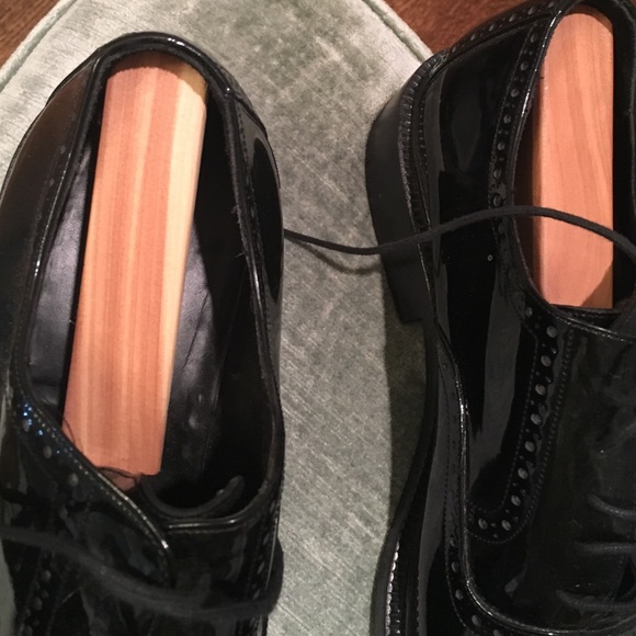 Black Gucci dress shoes for men