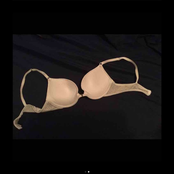 Bombshell style adds 2 cup sizes bra 34A - Picture 2 of 2