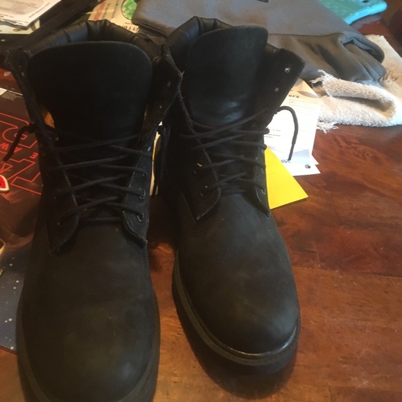 Timberlands full black like new size 7.5