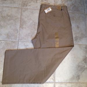 NWT Chaps "True American Chino" Straight Fit