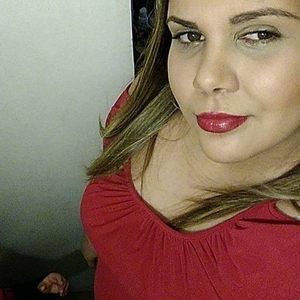 Meet your Posher, Yari