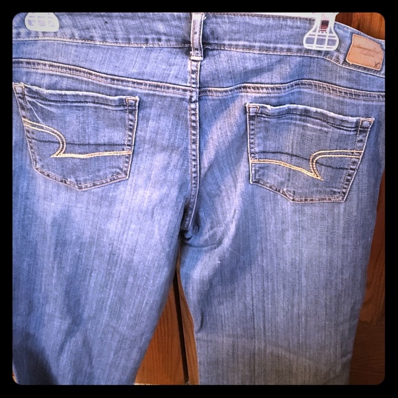 American Eagle boyfriend jeans