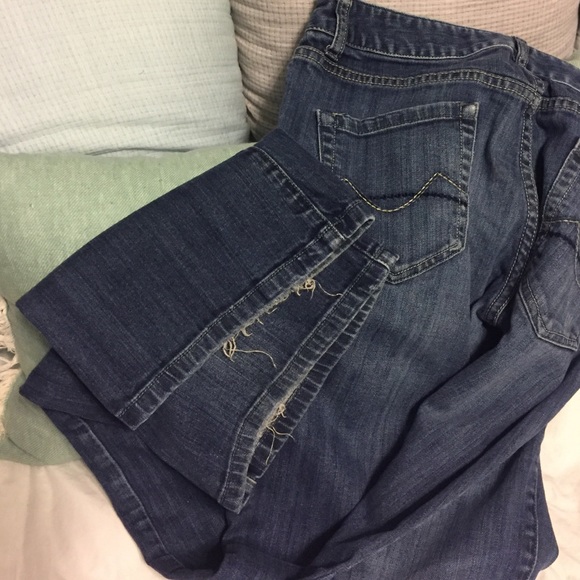 Mossimo boot cut jeans - Picture 2 of 3