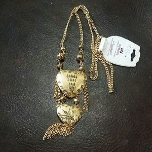 Necklace with hearts