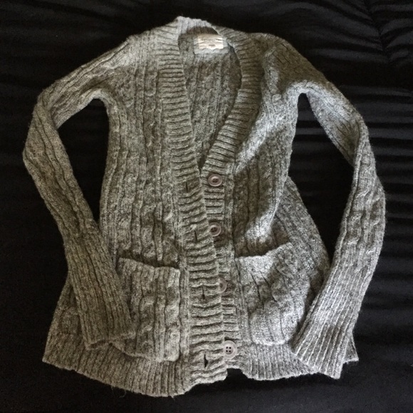 Grey cardigan