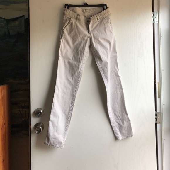 khaki pants