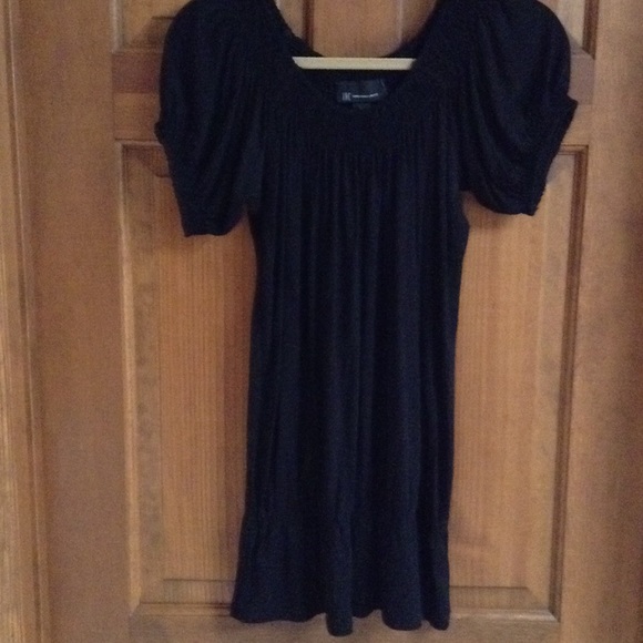 Black peasant style shirt - Picture 1 of 2
