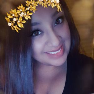 Meet your Posher, Adriana