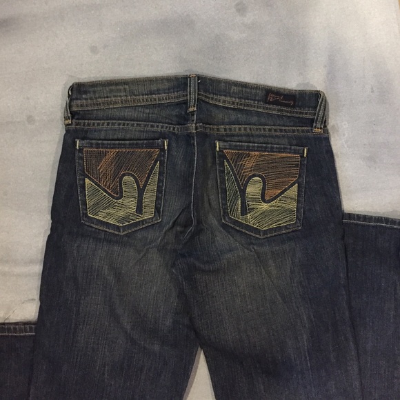 Low waist flare jeans