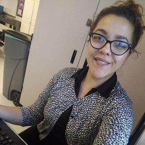 Meet your Posher, Vanessa