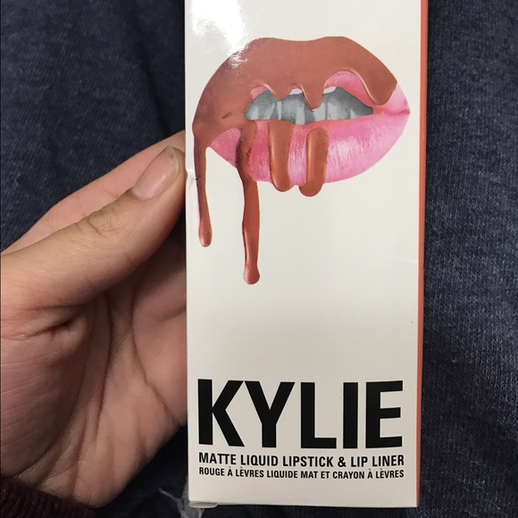 Kylie Lipkit "Pumpkin"