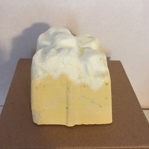Lush Golden Wonder Bath Bomb
