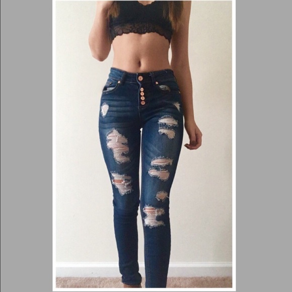 Dark wash ripped skinny jeans