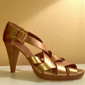 JCrew Gold Leather Sandal Heals