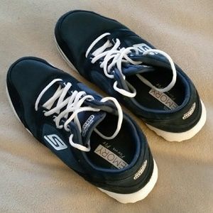 Skechers Go Walk sneakers size 10