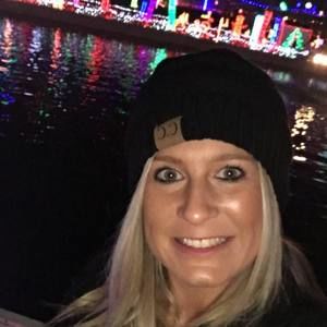 Meet your Posher, Lindsay