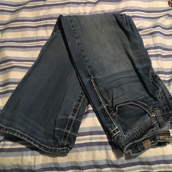 Buckle BKE Tyler Jeans