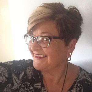 Meet your Posher, Diane