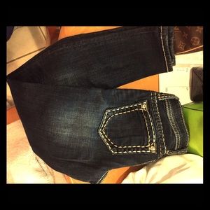 Dark Sig. Skinny Miss Me Jeans