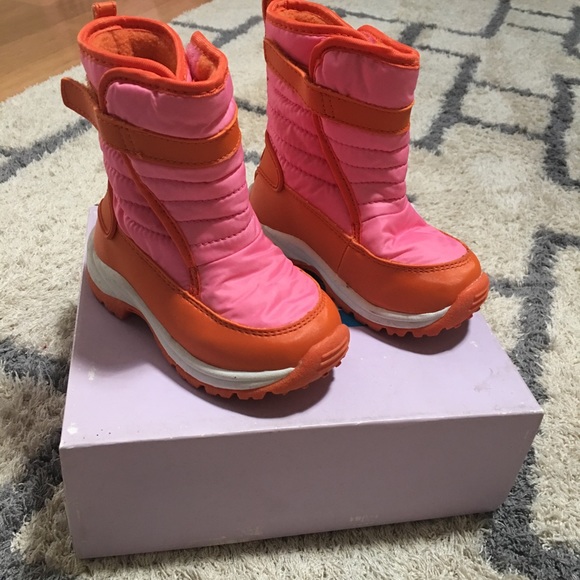 Children's Place Children's Place Toddler Snow Boots Sz 7 from Anne's