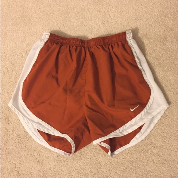 NIKE Shorts size small. Great condition