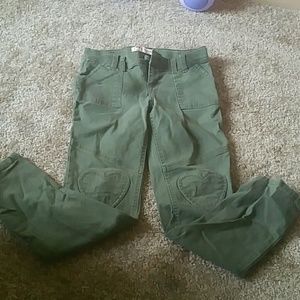 Army green lowrise skinny jeans for girls