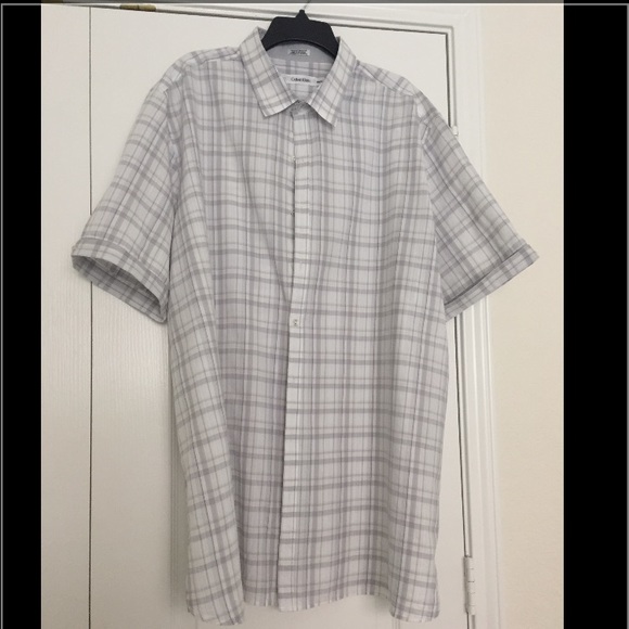 Calvin Klein 3x. Like new.