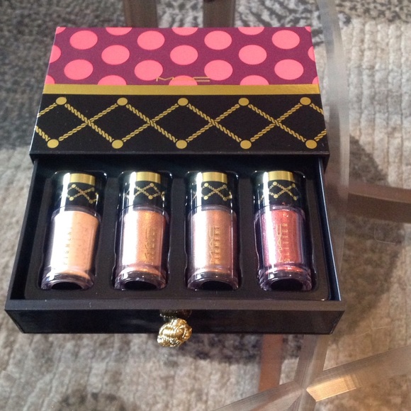 MAC Cosmetics Other - 🌺LAST ONE🌺NEW MAC BRONZE PIGMENTS/GLITTER KIT