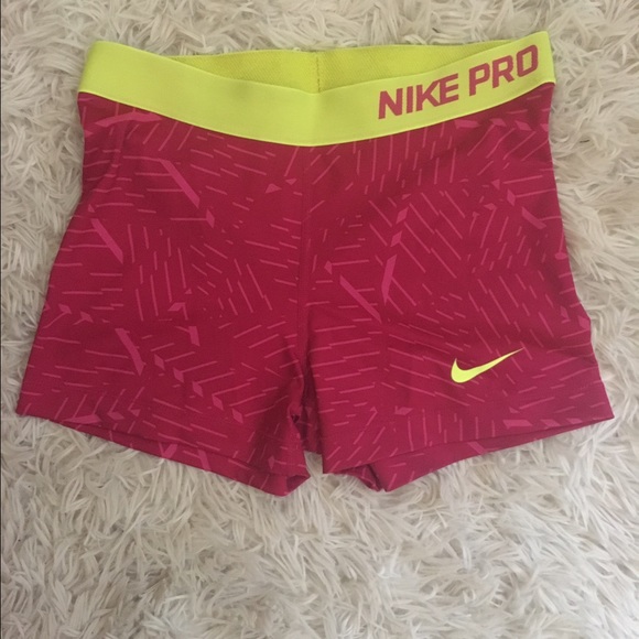Nike Pro Dri-Fit Spandex Shorts Size Medium