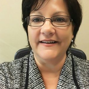 Meet your Posher, Stacey