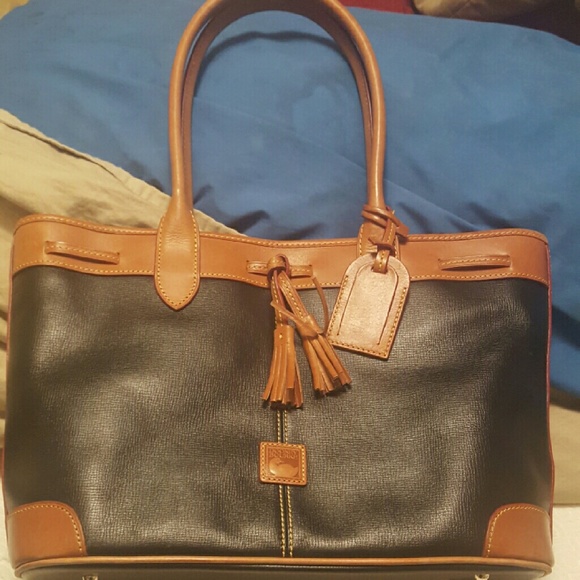 Dooney Bourke medium large tote