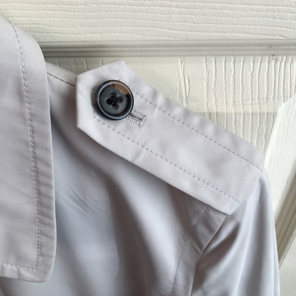 Banana Republic trench coat - Picture 3 of 4